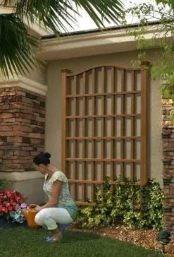 GSC Concord Composite Vinyl Trellis