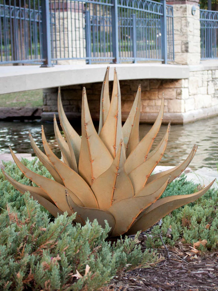 GSC Desert Steel Sharkskin Agave Sculpture