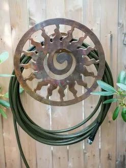 GSC Rustic Sun Wall-Mount Garden Hose Hanger