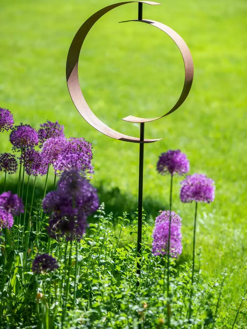 GSC Corten Circle Garden Sculpture - Image 3