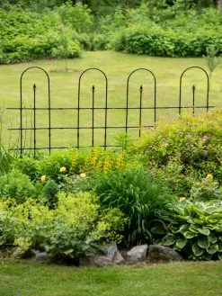 GSC Carlisle Garden Border Panel